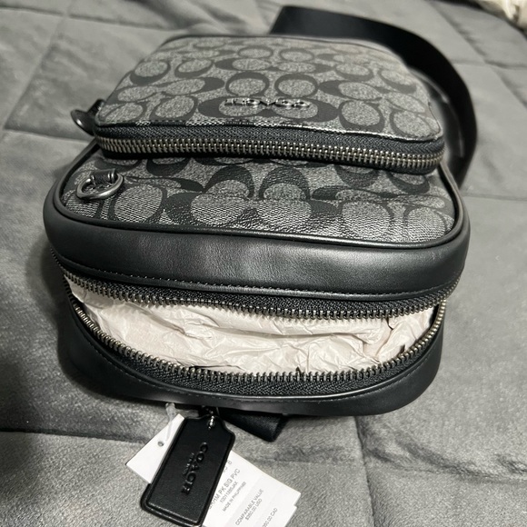 Men’s Coach cross body bag - Picture 7 of 7